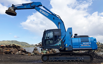 スクラップローダSK260DLC-10